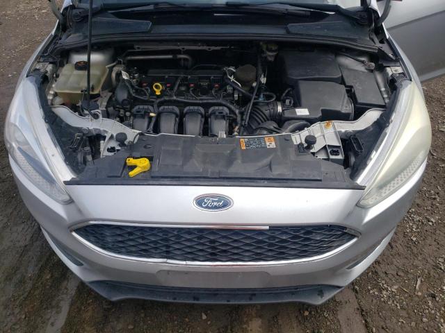 1FADP3F28FL204114 - 2015 FORD FOCUS SE WHITE photo 11