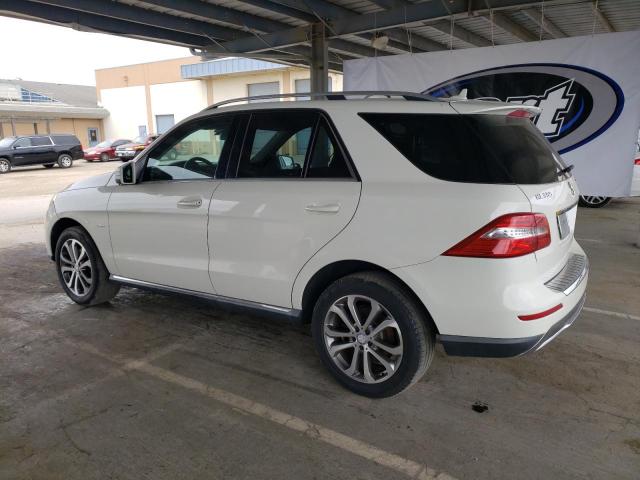 4JGDA5HB7CA035730 - 2012 MERCEDES-BENZ ML 350 4MATIC WHITE photo 2