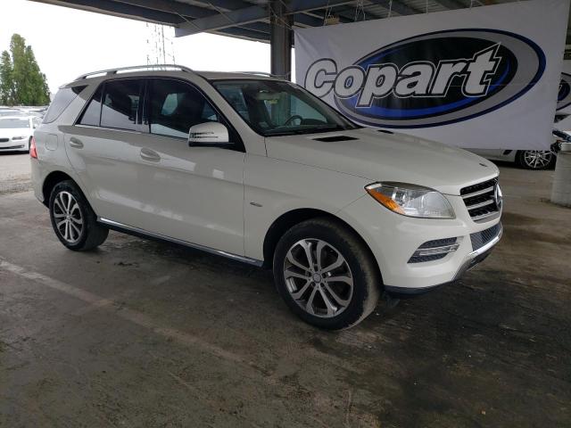 4JGDA5HB7CA035730 - 2012 MERCEDES-BENZ ML 350 4MATIC WHITE photo 4