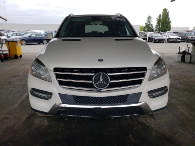 4JGDA5HB7CA035730 - 2012 MERCEDES-BENZ ML 350 4MATIC WHITE photo 5