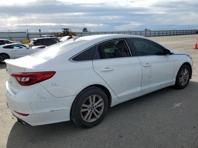 5NPE24AF2GH267261 - 2016 HYUNDAI SONATA SE WHITE photo 3