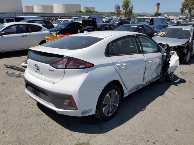 KMHC65LD7LU220266 - 2020 HYUNDAI IONIQ SE WHITE photo 3