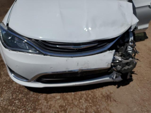 2C4RC1N72JR159247 - 2018 CHRYSLER PACIFICA HYBRID LIMITED WHITE photo 12