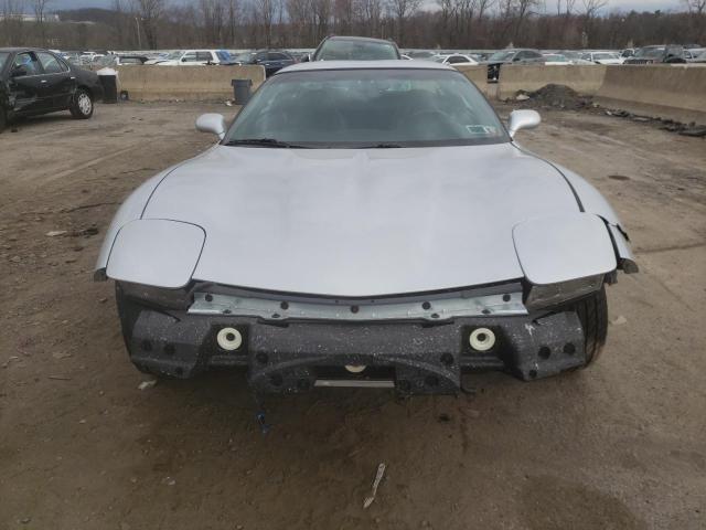 1G1YY22G6W5105664 - 1998 CHEVROLET CORVETTE SILVER photo 5