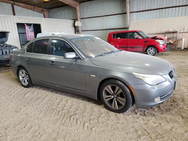 WBANU53569C122630 - 2009 BMW 528 I GRAY photo 4