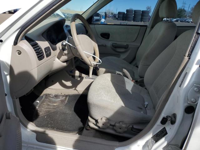 KMHCG45C03U466569 - 2003 HYUNDAI ACCENT GL WHITE photo 7