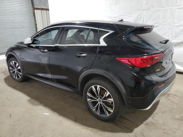 SJKCH5CR3JA044211 - 2018 INFINITI QX30 BASE Schwarz Foto 2