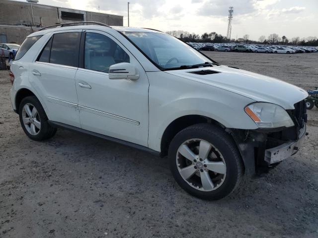 4JGBB8GB9BA744763 - 2011 MERCEDES-BENZ ML 350 4MATIC WHITE photo 4