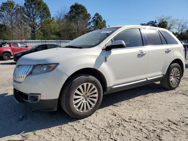 2LMDJ6JK9DBL18530 - 2013 LINCOLN MKX WHITE photo 1