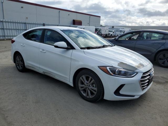 5NPD84LFXJH281794 - 2018 HYUNDAI ELANTRA SEL WHITE photo 4