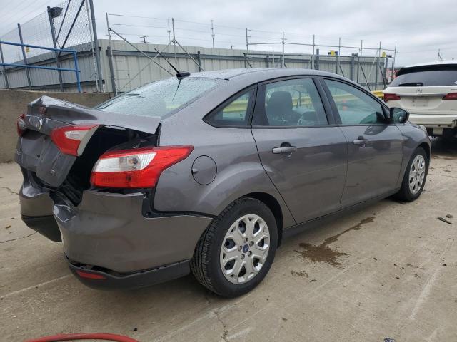 1FAHP3F27CL196987 - 2012 FORD FOCUS SE GRAY photo 3