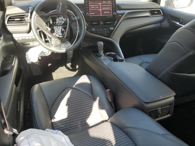 4T1S11AK1RU243314 - 2024 TOYOTA CAMRY SE NIGHT SHADE SILVER photo 8