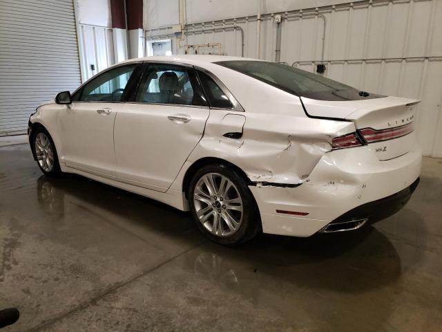 3LN6L2GK0GR630062 - 2016 LINCOLN MKZ WHITE photo 2