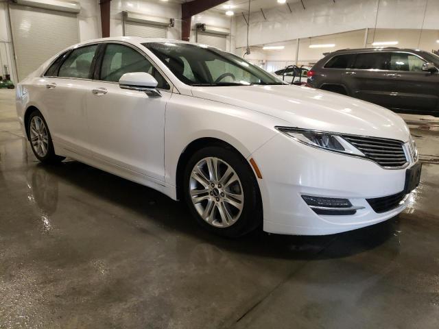 3LN6L2GK0GR630062 - 2016 LINCOLN MKZ WHITE photo 4