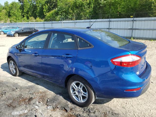 3FADP4BJ6JM112610 - 2018 FORD FIESTA SE BLUE photo 2