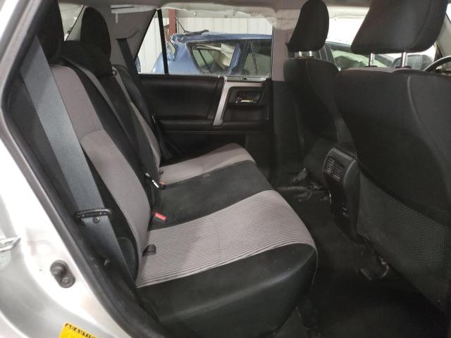 JTEBU5JR6G5316289 - 2016 TOYOTA 4RUNNER SR5/SR5 PREMIUM 银色 照片 10