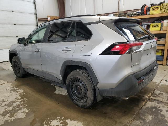 2T3B1RFV3KC013998 - 2019 TOYOTA RAV4 LE SILVER photo 2