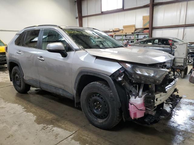 2T3B1RFV3KC013998 - 2019 TOYOTA RAV4 LE SILVER photo 4