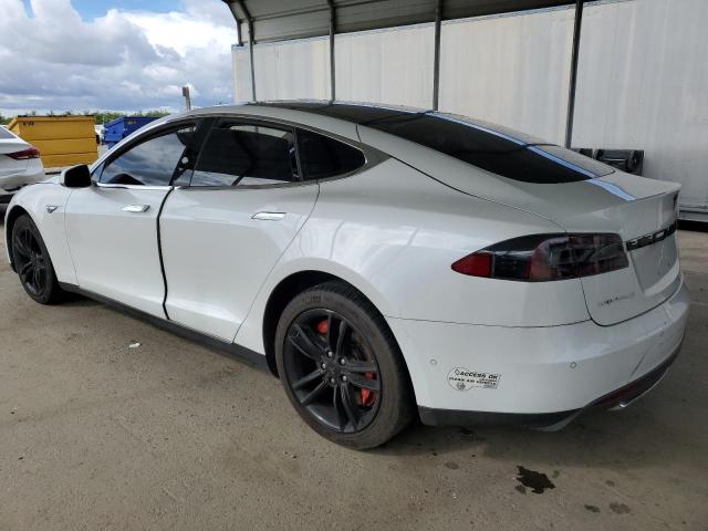 5YJSA1E22FF106482 - 2015 TESLA MODEL S 白色 照片 2