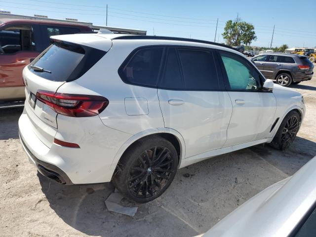 5UXCR4C06M9F67693 - 2021 BMW X5 SDRIVE 40I WHITE photo 3