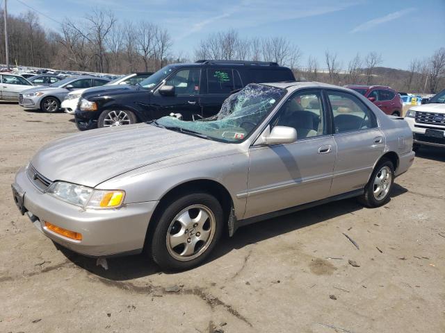 1HGCD5605VA198261 - 1997 HONDA ACCORD SE SILVER photo 1