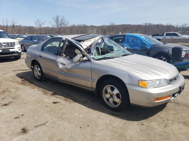 1HGCD5605VA198261 - 1997 HONDA ACCORD SE SILVER photo 4