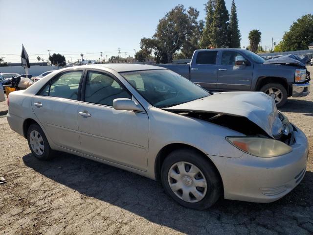 4T1BE32K84U899002 - 2004 TOYOTA CAMRY LE SILVER photo 4