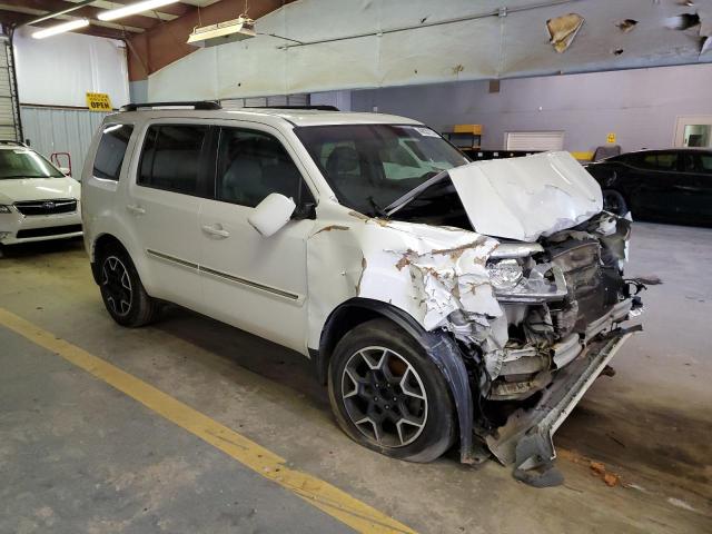 5FNYF4H91DB024133 - 2013 HONDA PILOT TOURING WHITE photo 4