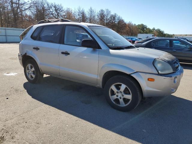 KM8JM12B06U400442 - 2006 HYUNDAI TUCSON GL SILVER photo 4