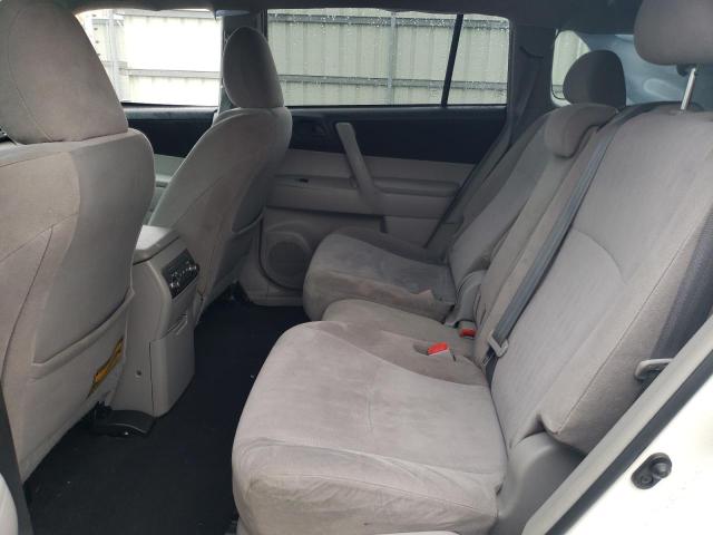 5TDZK3EH9BS024878 - 2011 TOYOTA HIGHLANDER BASE WHITE photo 11