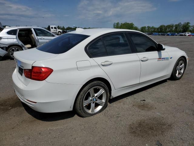 WBA3B5G51DNS01353 - 2013 BMW 328 XI SULEV WHITE photo 3