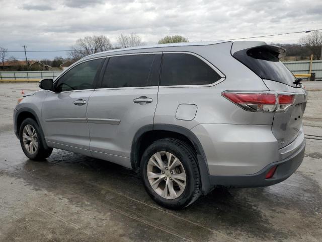5TDKKRFH9FS068999 - 2015 TOYOTA HIGHLANDER XLE 银色 照片 2