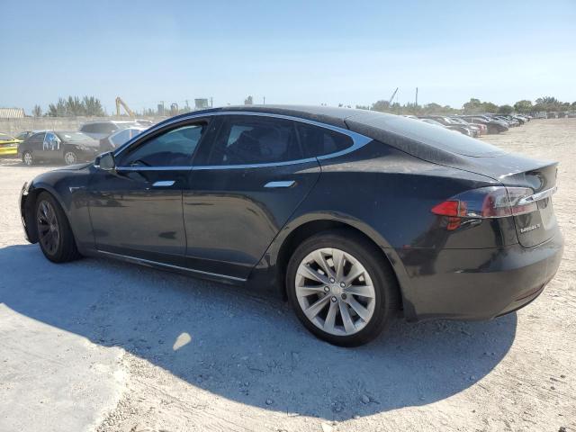 5YJSA1E18HF218701 - 2017 TESLA MODEL S BLACK photo 2