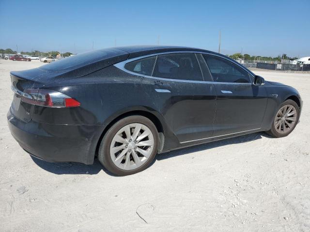5YJSA1E18HF218701 - 2017 TESLA MODEL S BLACK photo 3