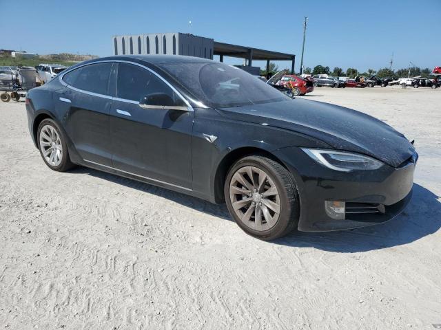 5YJSA1E18HF218701 - 2017 TESLA MODEL S BLACK photo 4