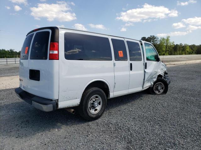 1GAZGMFP9J1324129 - 2018 CHEVROLET EXPRESS G3 LT WHITE photo 3