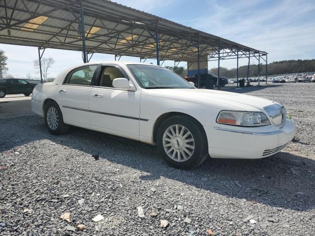 1LNHM81W84Y631378 - 2004 LINCOLN TOWN CAR EXECUTIVE Weiß Foto 4