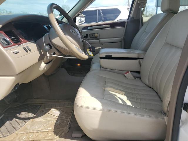 1LNHM81W84Y631378 - 2004 LINCOLN TOWN CAR EXECUTIVE Weiß Foto 7
