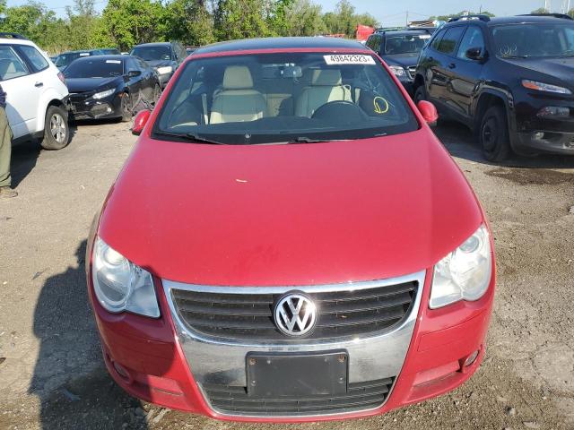 WVWBA71F18V008320 - 2008 VOLKSWAGEN EOS TURBO RED photo 5