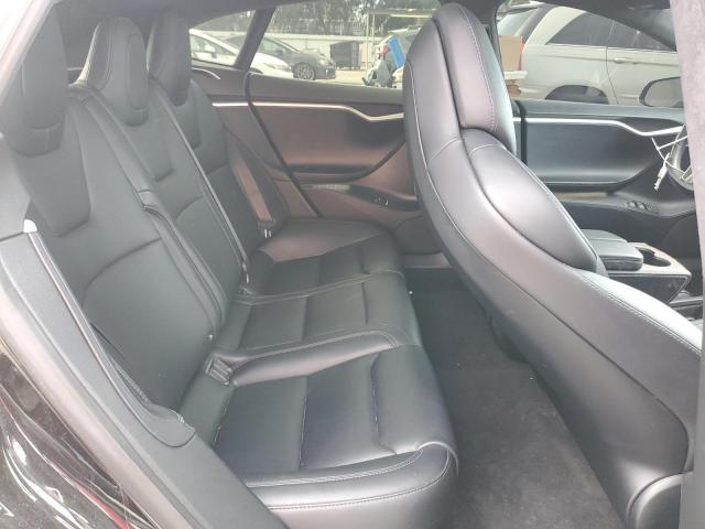 5YJSA1E21HF229824 - 2017 TESLA MODEL S შავი ფოტო 10