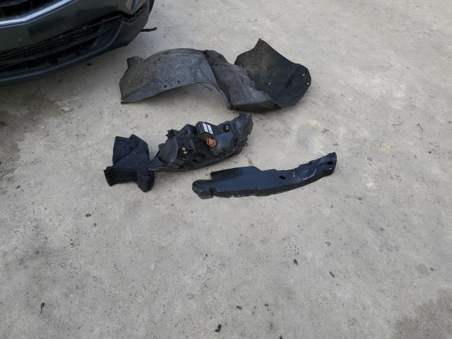 5LMCJ3C90KUL04133 - 2019 LINCOLN MKC RESERVE იასამნისფერი ფოტო 13