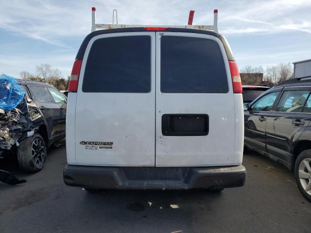 1GCZGTCG0D1105215 - 2013 CHEVROLET EXPRESS G3 WHITE photo 6