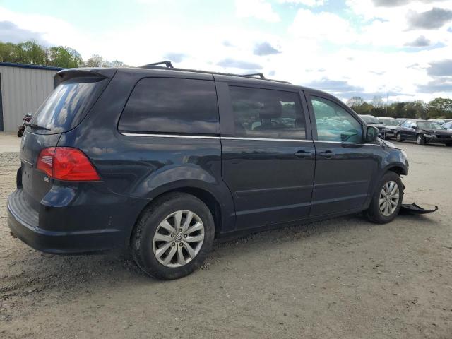 2C4RVABG5DR724898 - 2013 VOLKSWAGEN ROUTAN SE BLACK photo 3