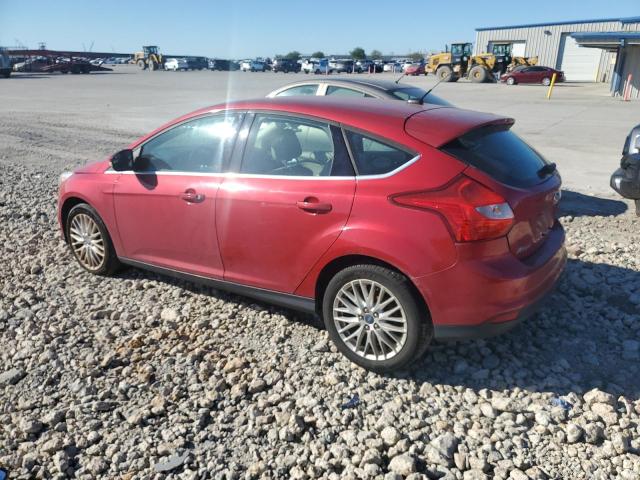 1FAHP3M28CL323135 - 2012 FORD FOCUS SEL RED photo 2
