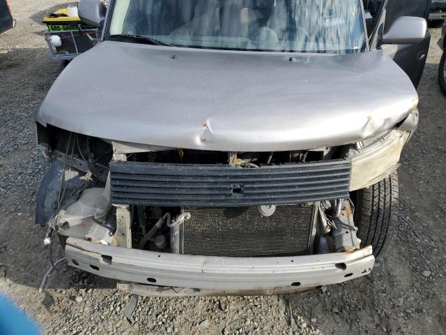 JTLKT324950207726 - 2005 TOYOTA SCION XB 灰色 照片 11