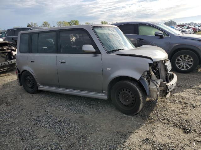 JTLKT324950207726 - 2005 TOYOTA SCION XB 灰色 照片 4