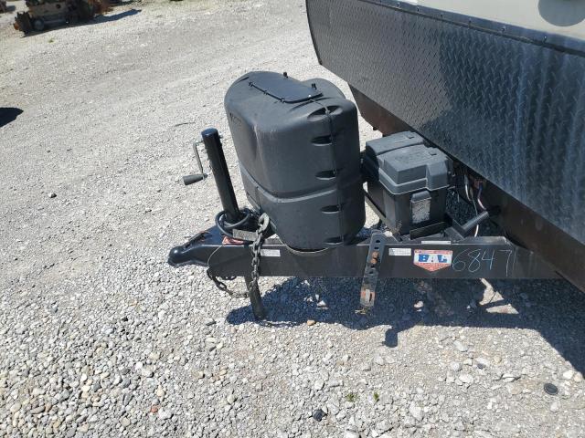 4YDT3352XHT411879 - 2017 PASSPORT TRAVELTRLR TWO TONE photo 7