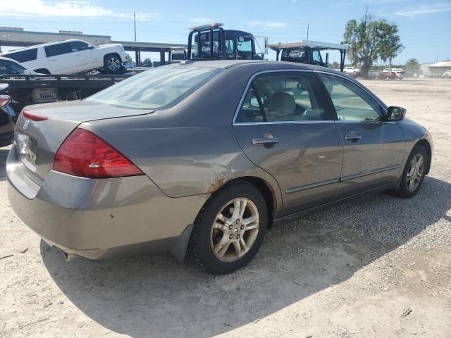 1HGCM56796A003597 - 2006 HONDA ACCORD EX BROWN photo 3