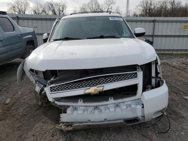 1GNSKBE04BR332228 - 2011 CHEVROLET TAHOE K1500 LT WHITE photo 5