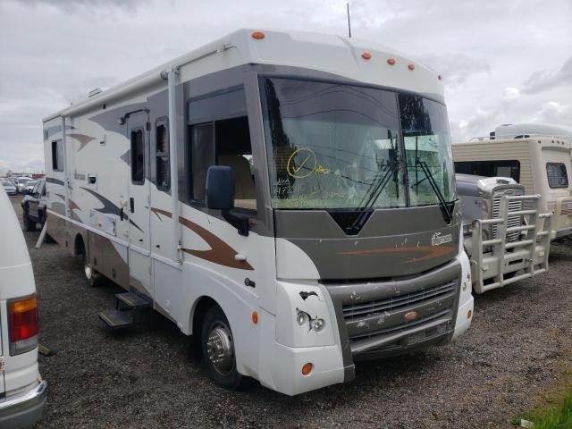 5B4LPE7G183430631 - 2008 WORKHORSE CUSTOM CHASSIS MOTORHOME W18 WHITE photo 1